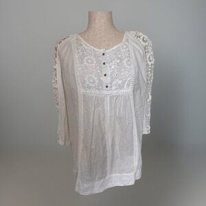 St. Tropez West Women's Blouse Size XL White Embroidered Cutouts Eyelet Peasant